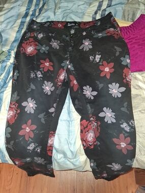Xhilaration Black Floral Print Pants with Red and Lavender Blooms